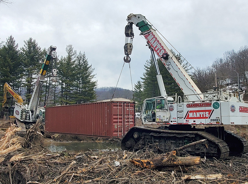 Photos Of The Month : Cranemasters